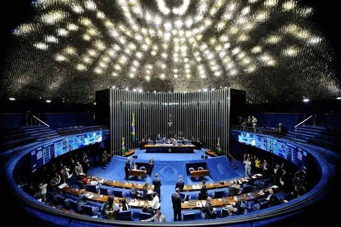 Decreto que facilita posse e venda de armas é votado no Senado nesta terça - 