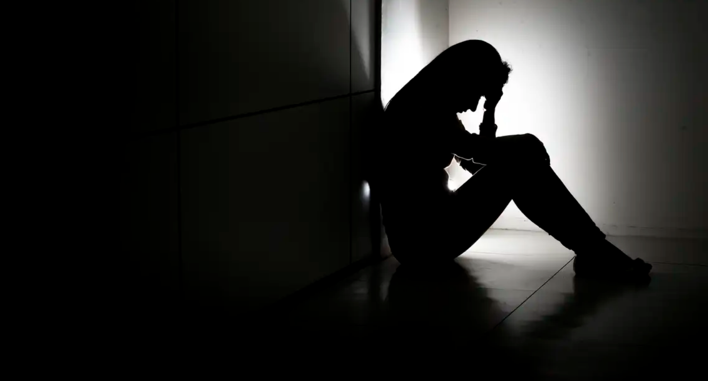 Internações por tentativas de suicídio  ultrapassam 30 casos diários no Brasil - 