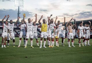 Vitória vence o Atlético-GO e ganha fôlego para tentar sair do Z-4 - 