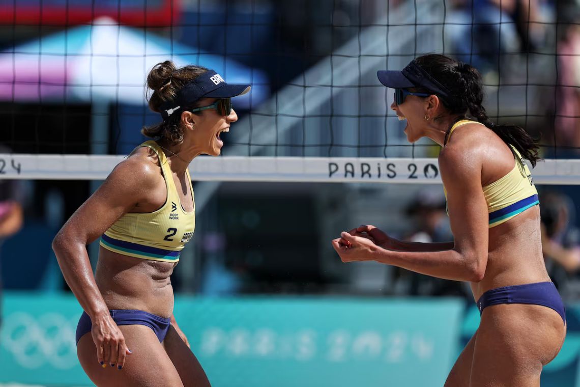 Vôlei de praia: Carol Solberg e Bárbara Seixas estreiam com vitória nos Jogos Olímpicos - 