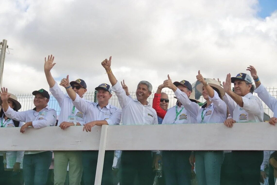 Bahia Farm Show conta com presença de lideranças políticas para debater agronegócio baiano - 