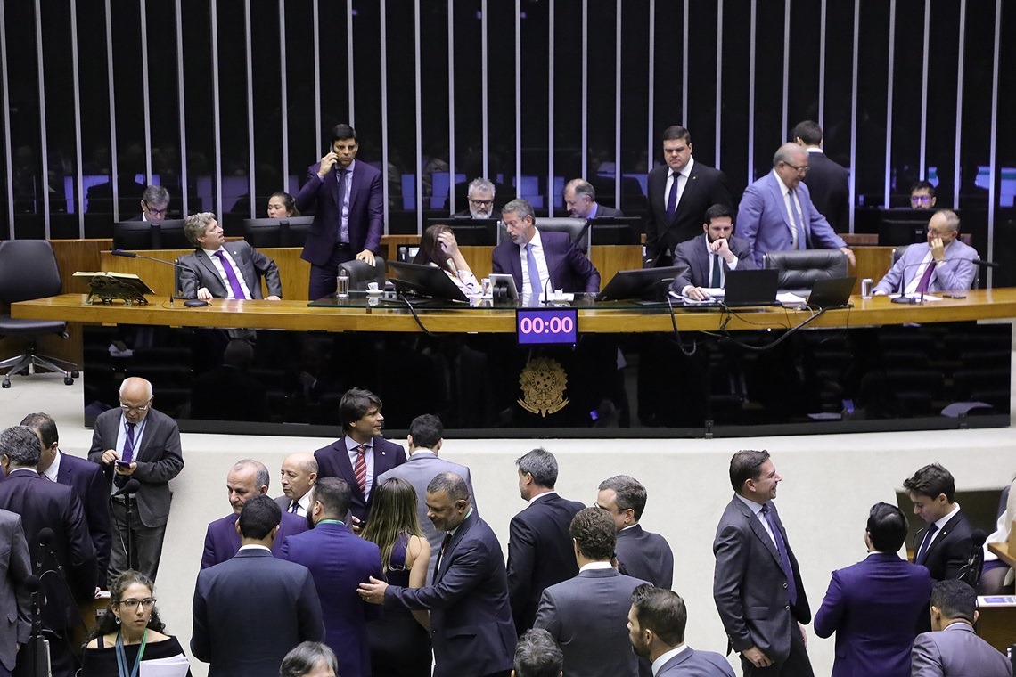 Câmara dos Deputados aprova segundo projeto de regulamentação da reforma tributária - 