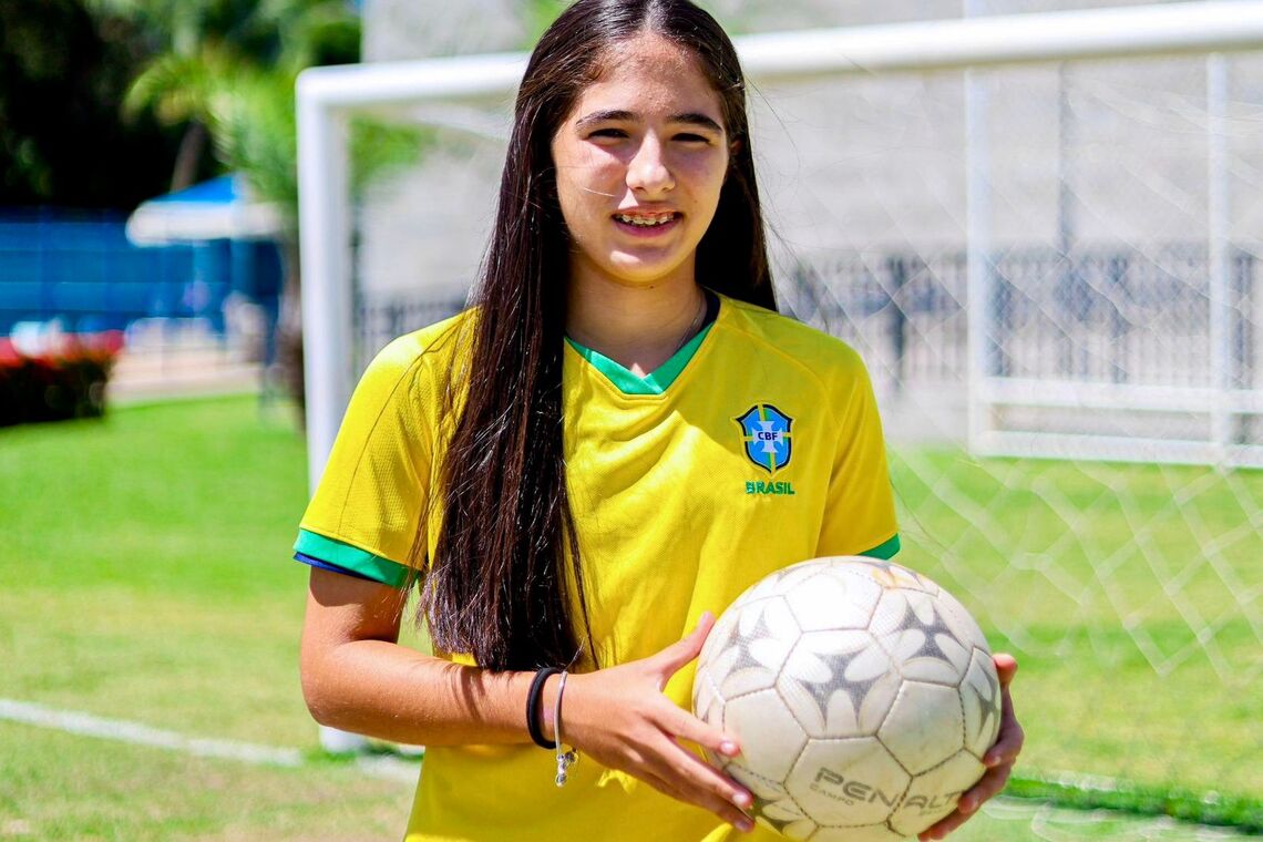 Estudante baiana é convocada para seleção brasileira de futebol feminino na Sub-17 - 