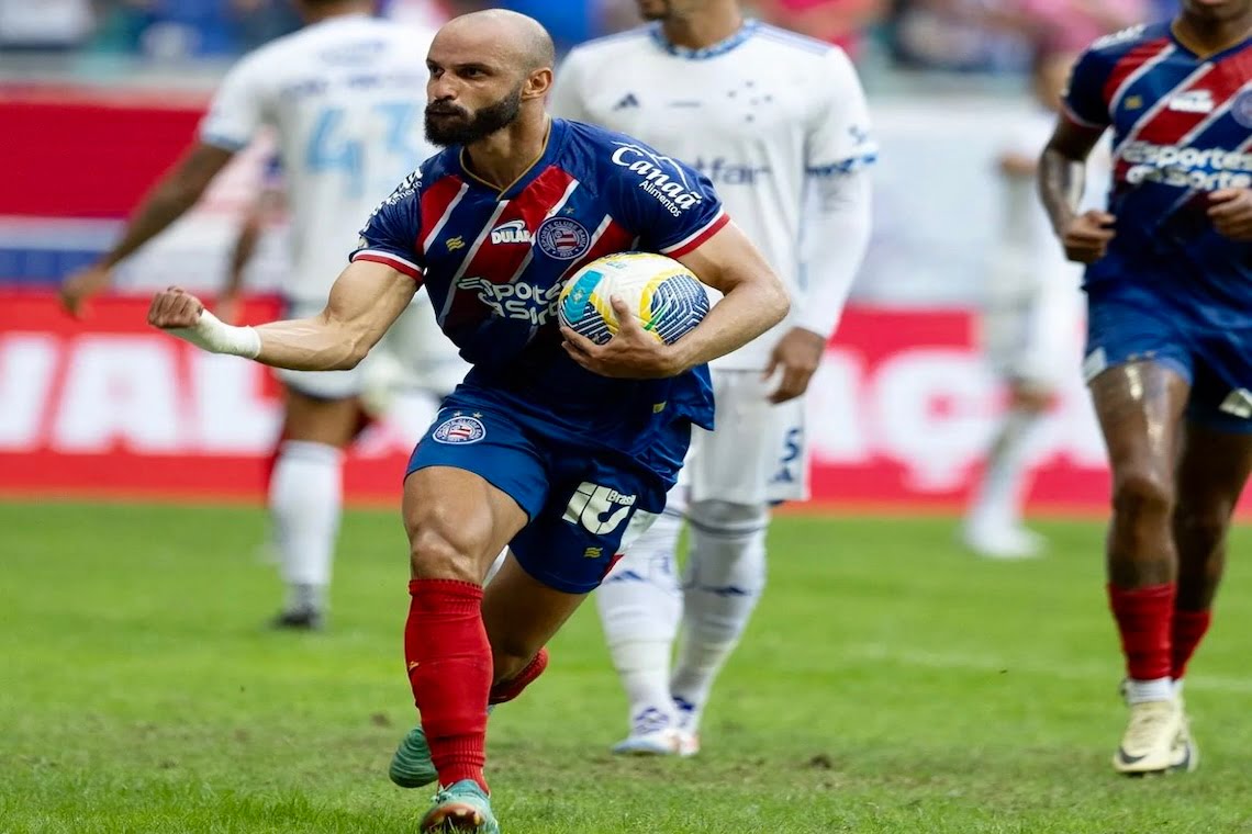 Bahia vence Cruzeiro de virada e segue 100% em casa no Brasileirão - 