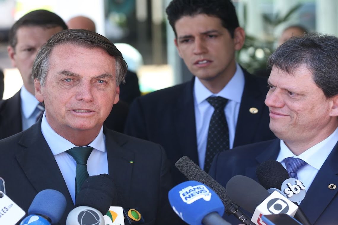 Fora das eleições em 2026, Bolsonaro organiza fila de possíveis herdeiros ao seu legado político - 