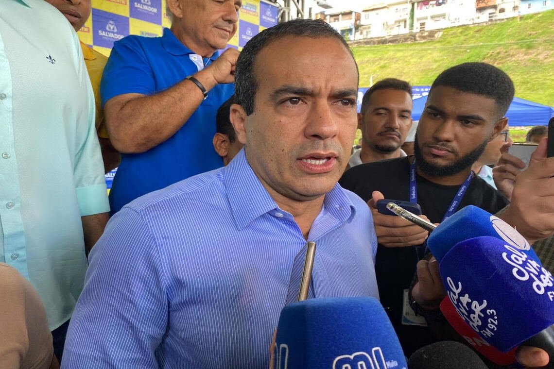 Bruno Reis cobra respostas do Governo da Bahia sobre incêndio a ônibus: “Uma afronta ao poder público” - 