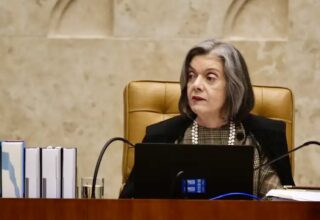 Cármen Lúcia aciona PF e MPF para combater violência eleitoral e pede prioridade em julgamentos - 