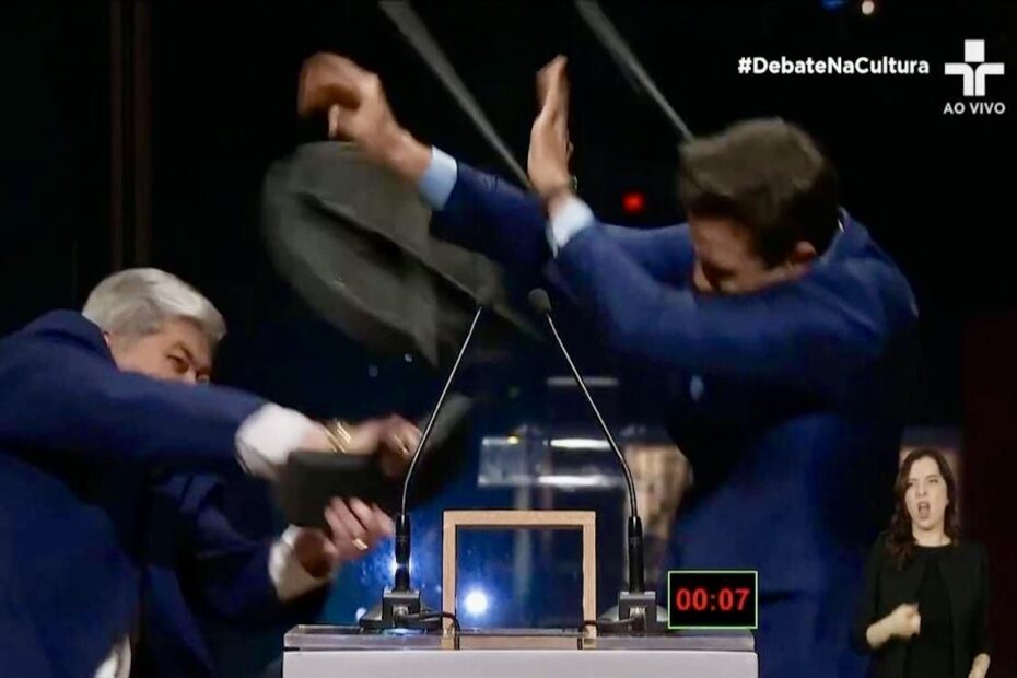 Eleição em SP: durante debate da TV Cultura, Datena perde paciência e atira cadeira contra Marçal - 