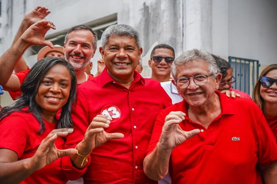 ‘A democracia venceu’, diz Jerônimo ao comemorar eleição de Caetano em Camaçari - 