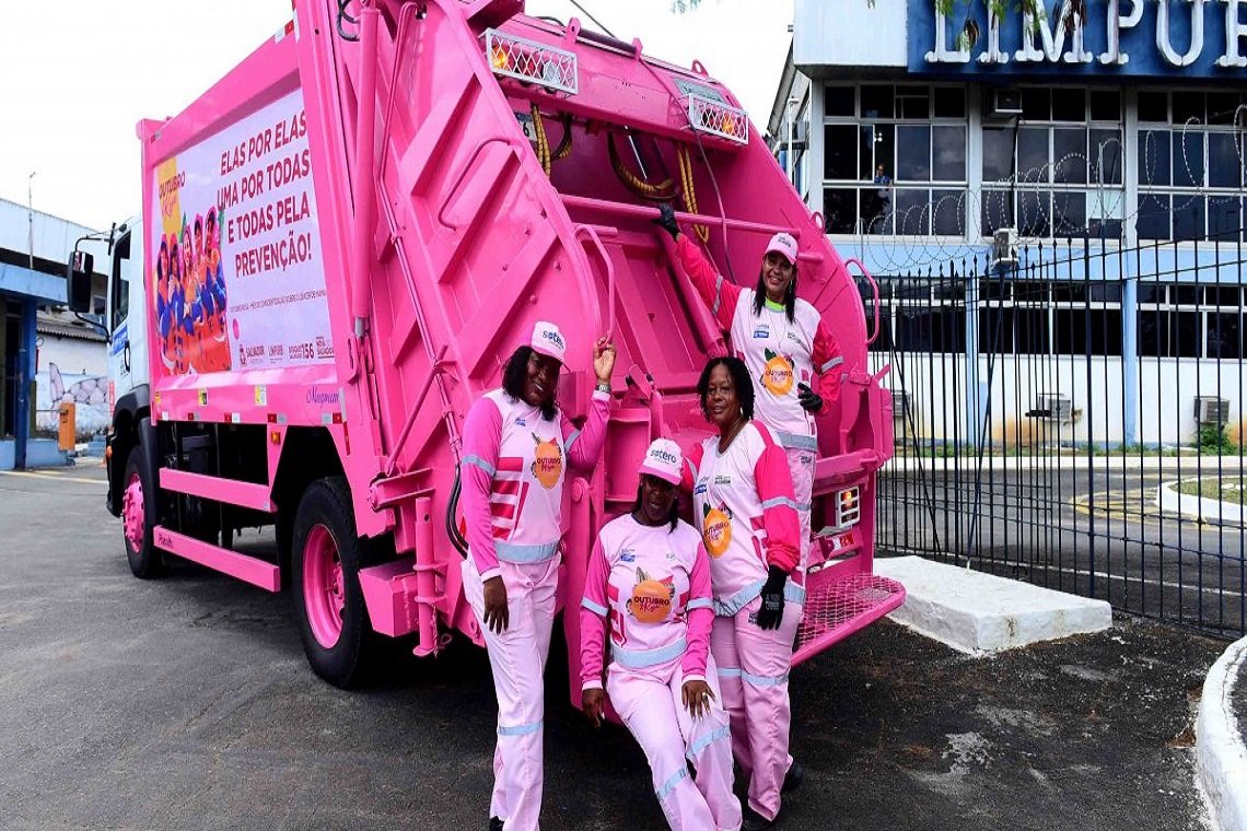 Limpurb lança caminhões plotados em apoio ao Outubro Rosa com foco na prevenção do câncer de mama - 
