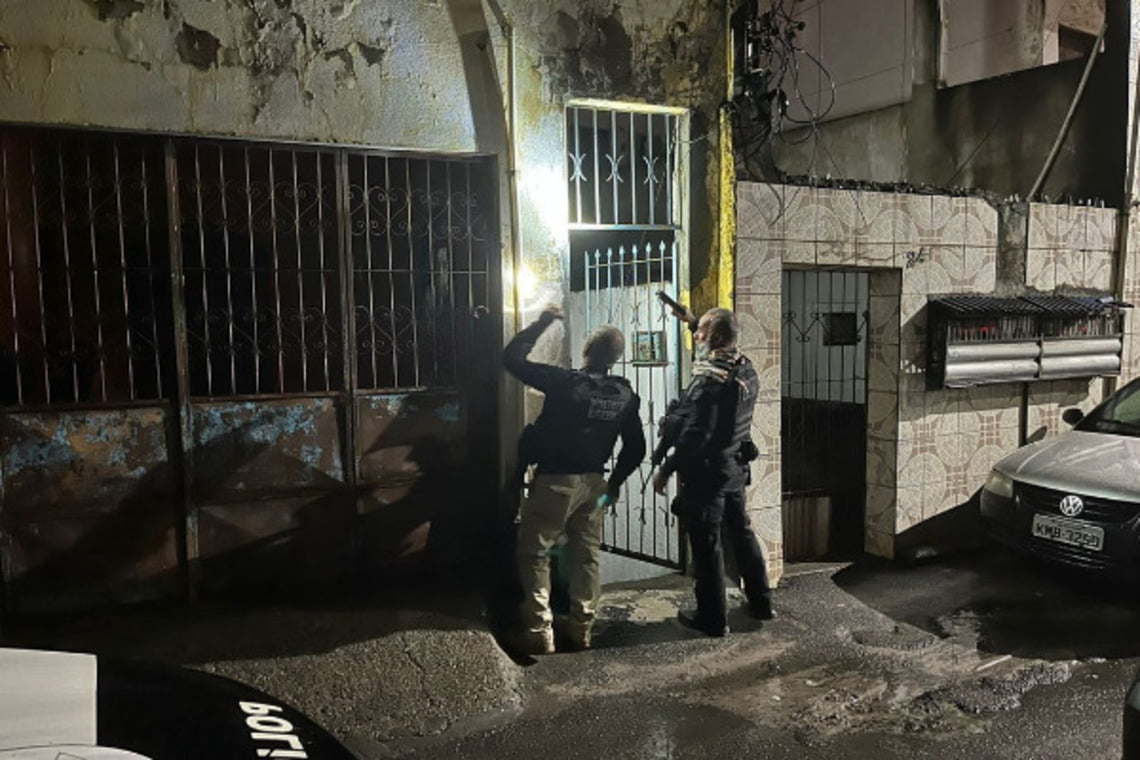 Polícia Civil deflagra operação contra tráfico de drogas e homicídio - 