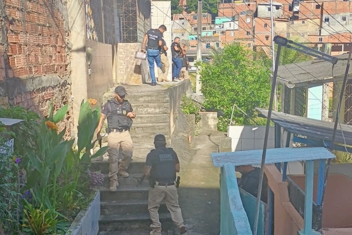 Polícia Civil deflagra operação para combater confrontos entre facções em Salvador - 