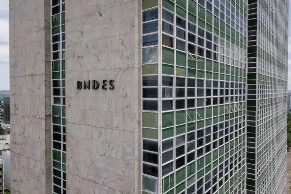 BNDES abre concurso com 150 vagas para nível superior - 