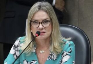 Ivana Bastos mantém nome à presidência da AL-BA e diz que ‘caso Adolfo não consiga se viabilizar judicialmente, sou candidata’ - 