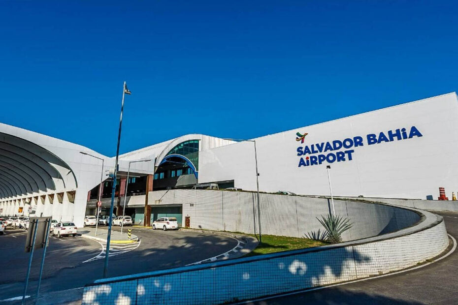 Aeronave com destino ao Qatar faz pouso forçado em Salvador após problema técnico - 