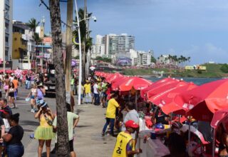 Prefeitura de Salvador divulga lista final de ambulantes cadastrados para festas populares - 