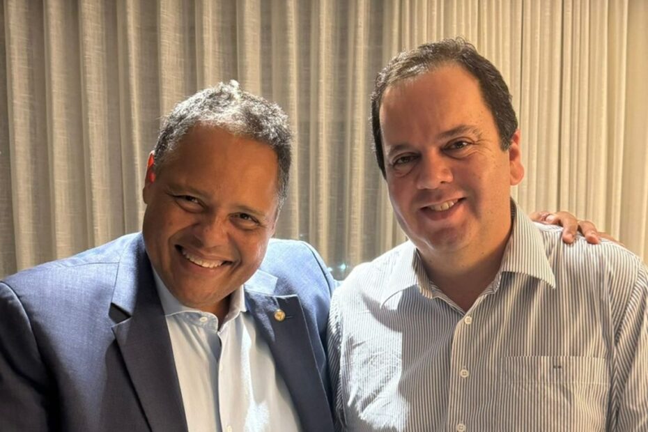 Antonio Brito e Elmar Nascimento se juntam a Boulos em projeto contra supersalários - 