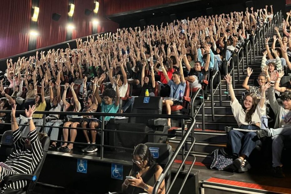 Candidatos ao Enem revisam conteúdos antes de prova neste domingo - 