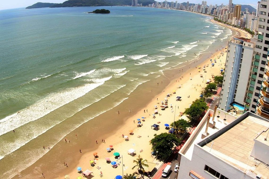 Turistas estrangeiros já deixaram mais de US$ 6 mi no Brasil em 2024 - 