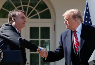 Com passaporte retido, Bolsonaro pode ficar fora da posse de Trump em janeiro nos Estados Unidos - 