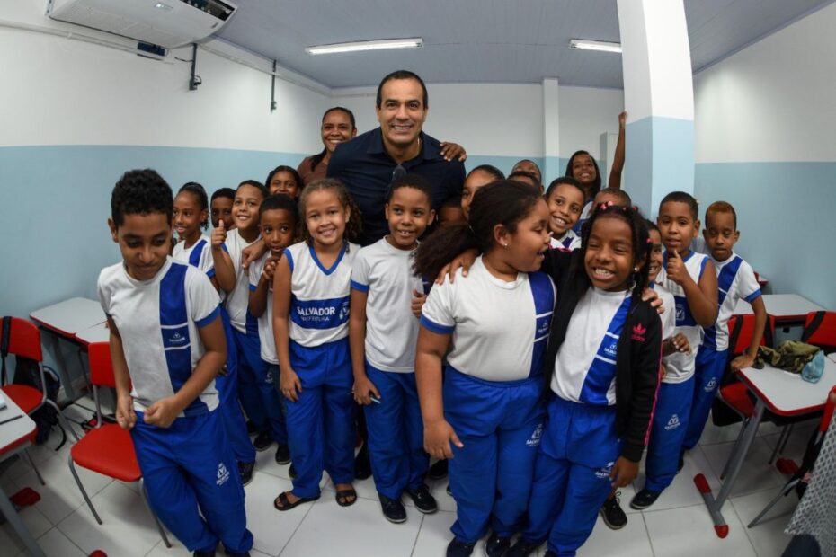 Bruno Reis inaugura nova escola em Pernambués, que atenderá 165 estudantes - 