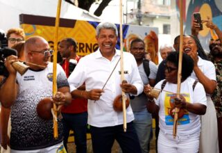 Governo da Bahia regulamenta Lei Moa do Katendê e lança programa Capoeira nas Escolas - 