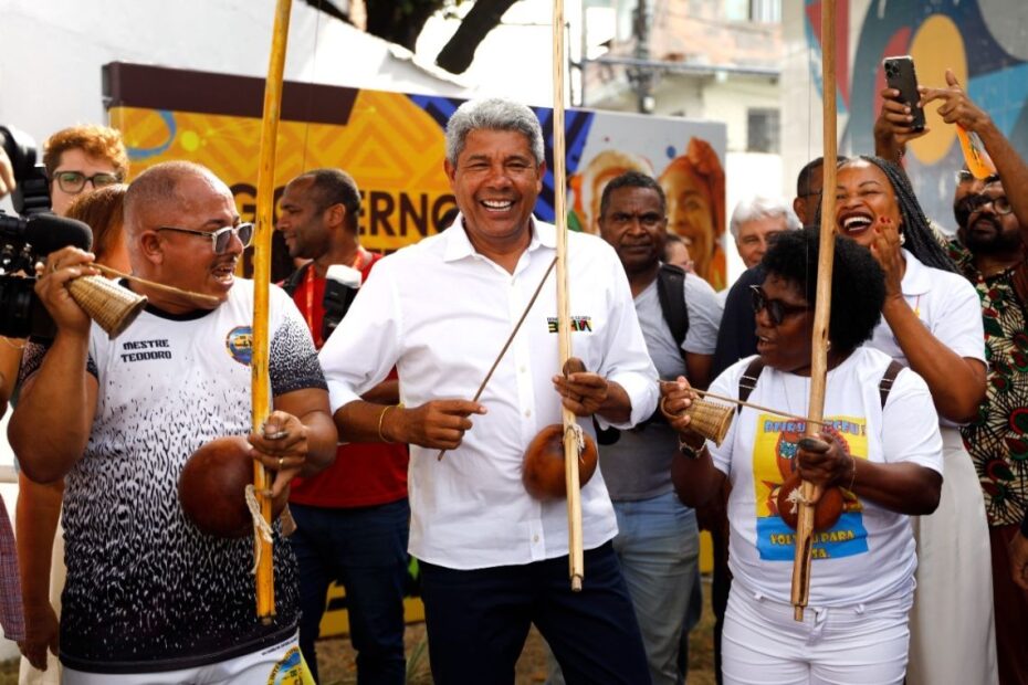 Governo da Bahia regulamenta Lei Moa do Katendê e lança programa Capoeira nas Escolas - 