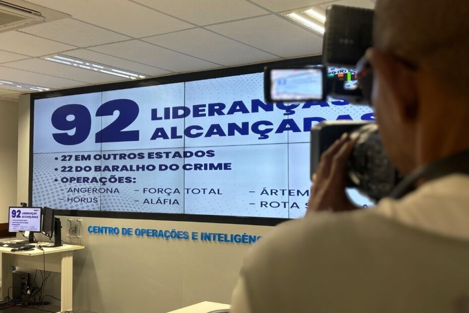 SSP-BA anuncia prisão de 92 líderes de facções e apreensão de 77 fuzis - 