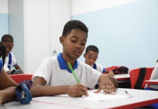 MEC concede Selo Ouro à Prefeitura de Salvador por avanços em alfabetização infantil - 