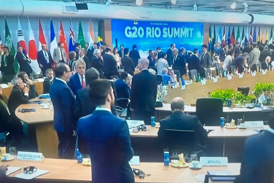 Com 1h de atraso, reunião da Cúpula do G20 é iniciada no Rio de Janeiro - 