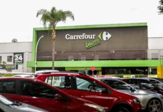 Ministério da Agricultura recebe retratação oficial do CEO do Carrefour - 