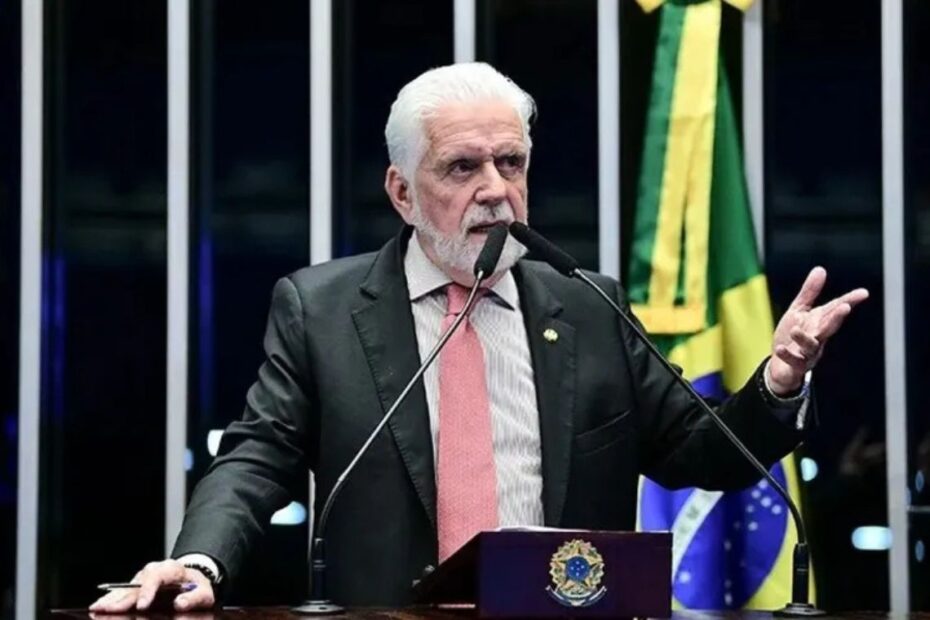 ‘Quadrilha que se formou com ímpeto de derrubar democracia’, avalia Wagner após Bolsonaro ser indiciado - 