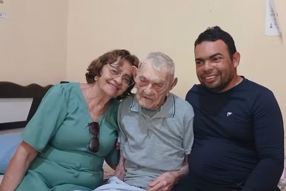 Guinness reconhece brasileiro de 112 anos como o homem mais velho do mundo - 