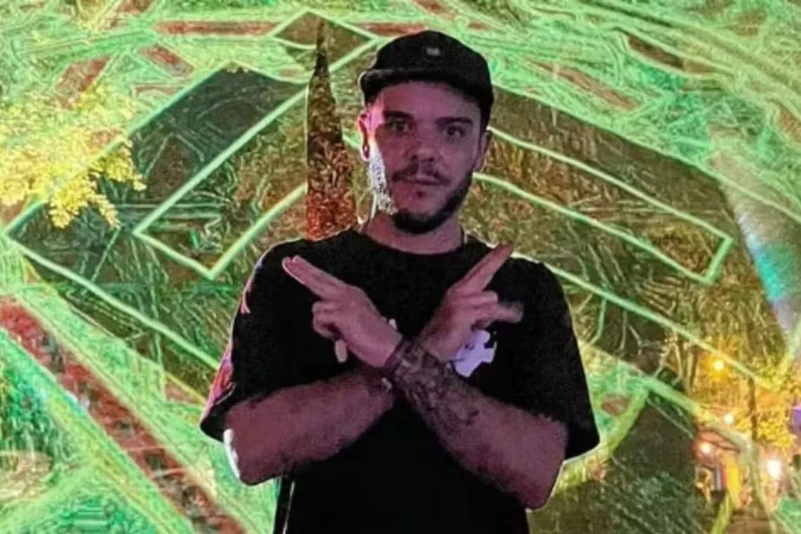 Suspeito de matar ex-ator João Rebello se entrega à polícia em Porto Seguro - 