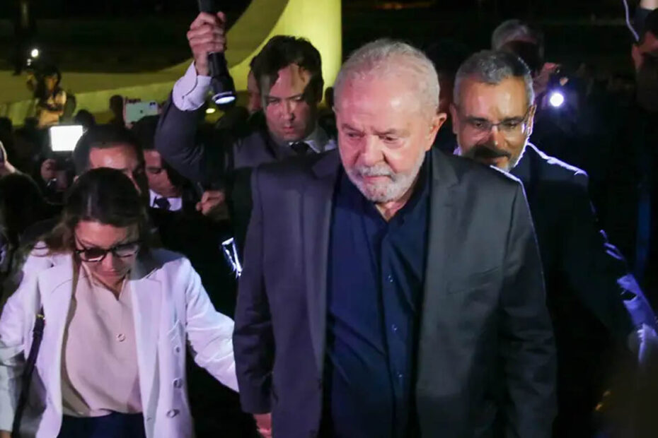 Lula discute atentado com ministros, defende apuração rigorosa, mas não deve se pronunciar - 