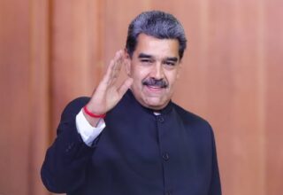 Maduro intensifica cerco à embaixada da Argentina com corte de energia - 