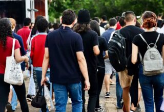 Enem 2024: 2° dia aborda temas de ciência e atualidades, como vacina contra covid, grafeno e crise ambiental - 