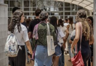 Enem 2024: quem faltou no primeiro dia pode fazer a prova neste domingo; entenda critérios para reaplicação - 