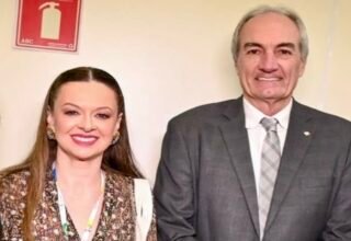 EXCLUSIVO: Paulo Cavalcanti anuncia que Izabela Suarez deverá sucedê-lo na Associação Comercial da Bahia em 2025 - 