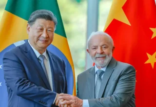 Brasil e China firmam 37 acordos bilaterais durante visita de Xi Jinping - 