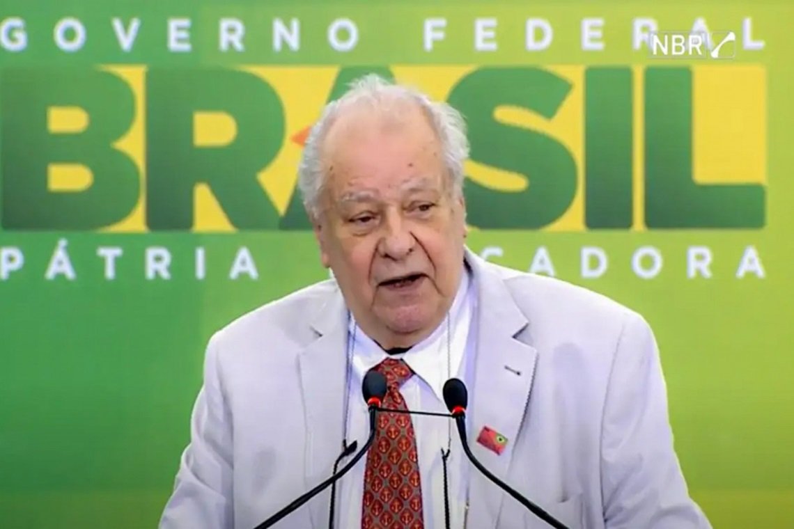 Cientista Rogério Cerqueira Leite morre aos 93 anos - 