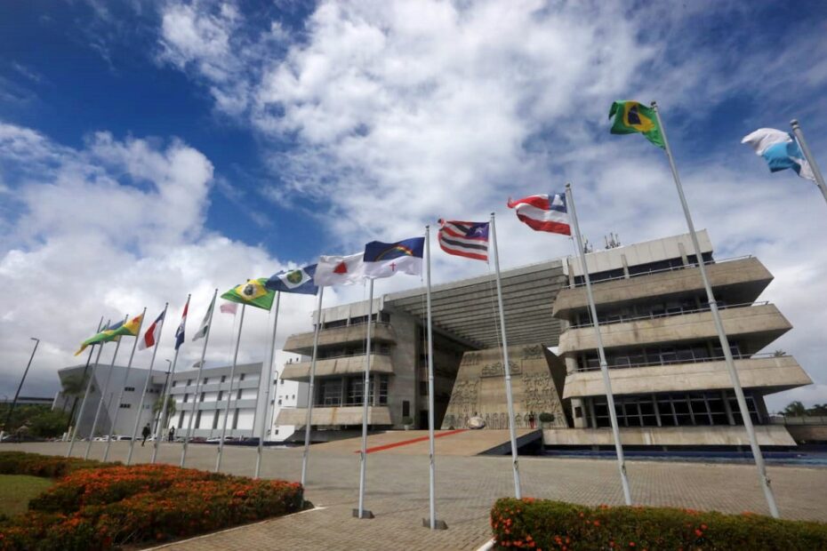 AL-BA aprova lei que fortalece educação científica na Bahia - 