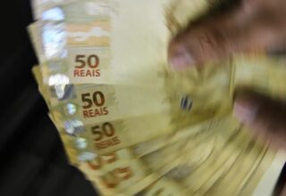 Caixa Econômica inicia pagamento do abono salarial de 2025 em fevereiro - 