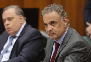 Gilmar Mendes arquiva investigação contra Aécio Neves por suposta sonegação na campanha de 2014 - 