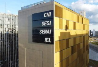 CNI minimiza impacto fiscal e critica desvalorização do câmbio e alta dos juros - 