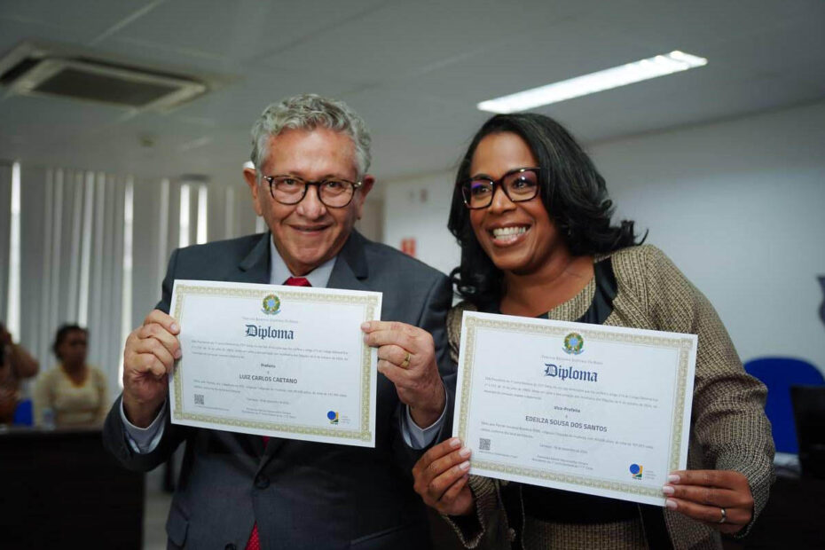 Luiz Caetano é diplomado prefeito de Camaçari e promete foco na saúde e união em sua gestão - 