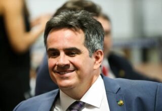 Ciro Nogueira diz que Eduardo e Flávio são possíveis candidatos para 2026 caso Bolsonaro siga inelegível - 