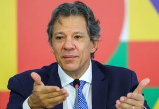 Governo pode adotar novos cortes de gastos, diz Fernando Haddad sobre pacote fiscal - 