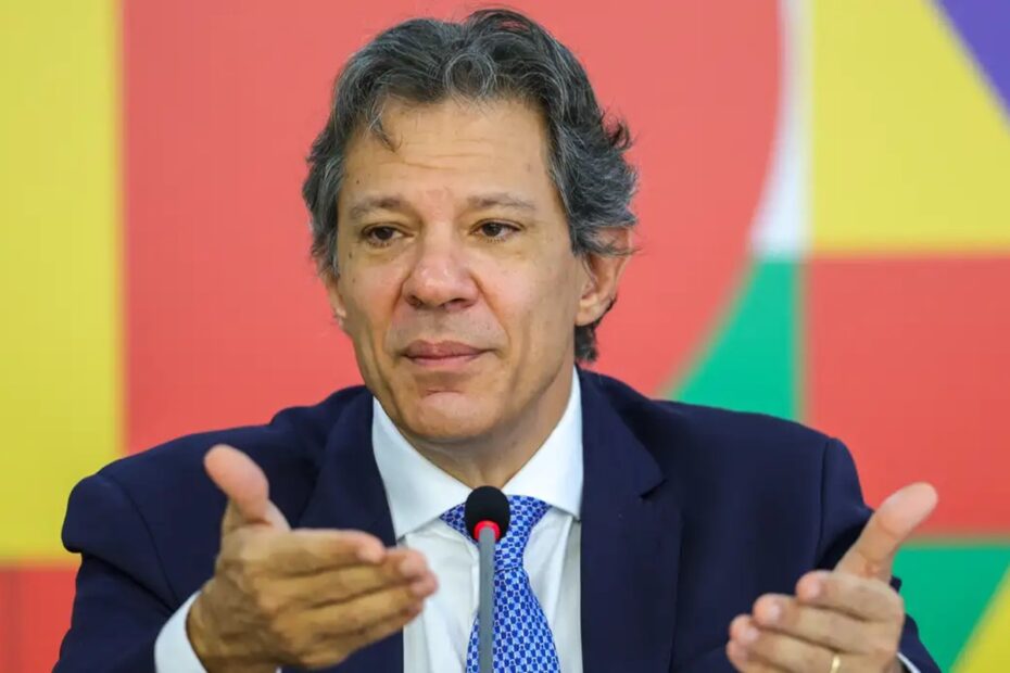 Governo pode adotar novos cortes de gastos, diz Fernando Haddad sobre pacote fiscal - 