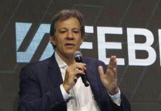 Fernando Haddad diz que solução para economia exige ação fiscal e monetária - 